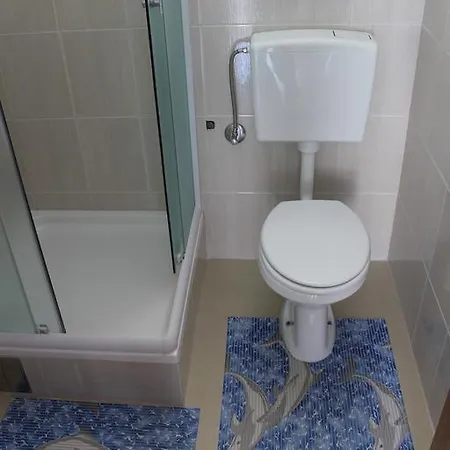 Istuk 维尔